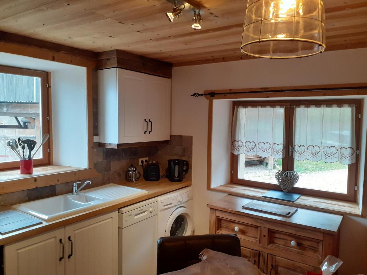 La Grange De Pimberty - Beautiful Apartments 27 Miles From Geneva Vailly Exterior foto